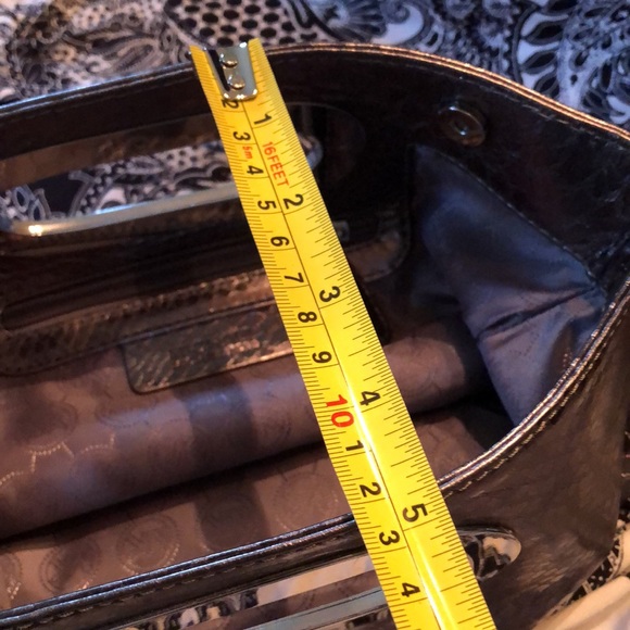 🤎 Michael Kors Bronze metallic leather snake embossed hand bag clutch - Picture 9 of 9
